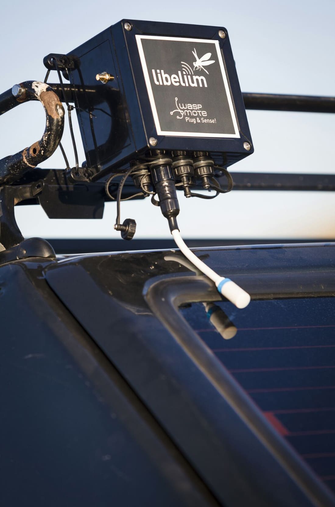 Waspmote Plug & Sense! Sensor Platform installed in the car Waspmote Plug & Sense! Sensor Platform installed in the car